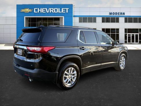Used 2021 Chevrolet Traverse LT w/ LPO, Floor Liner Package image 5