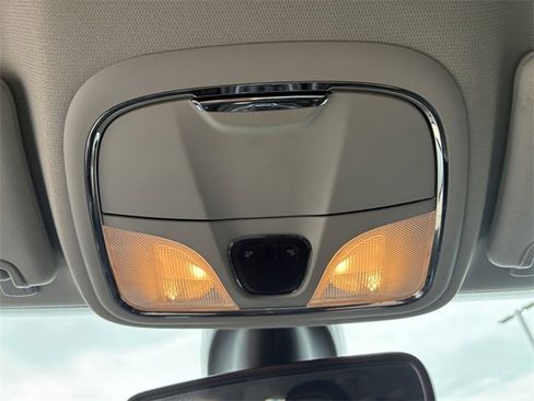 Used 2020 Jeep Cherokee Trailhawk w/ Cold Weather Group image 30