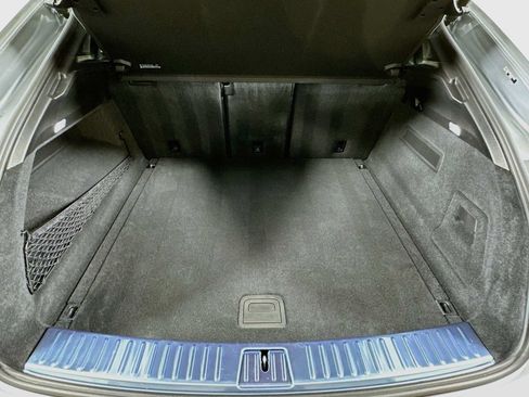Certified 2025 Porsche Cayenne Coupe AWD/4WD image 27