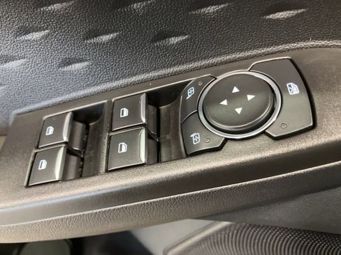 Used 2020 Ford Escape SEL image 13