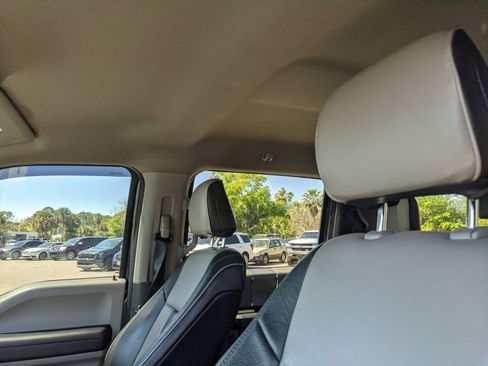 Used 2022 Ford F250 XLT w/ Black Appearance Package image 22