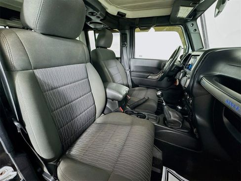 Used 2012 Jeep Wrangler Unlimited Sport w/ Connectivity Group image 25
