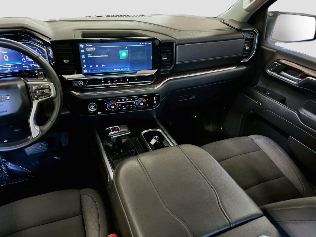 Used 2023 Chevrolet Silverado 1500 LT Trail Boss w/ LPO, Dark Essentials Package AWD/4WD image 23
