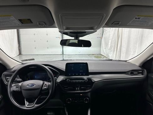 Used 2025 Ford Escape Active image 36