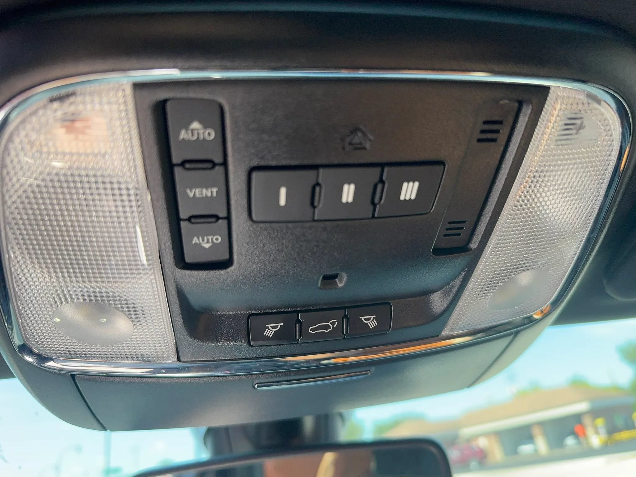 Used 2019 Dodge Durango R/T w/ Blacktop Package AWD/4WD image 19