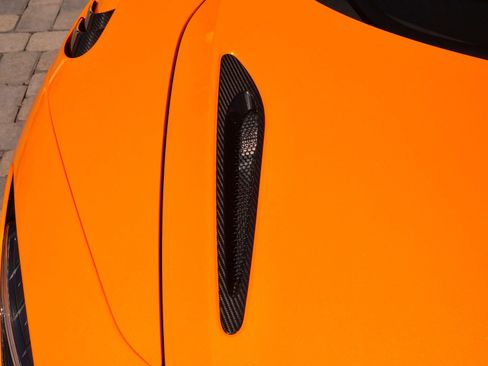 Used 2024 McLaren 750S RWD image 27