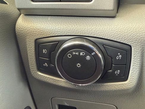 Used 2020 Ford F150 Lariat w/ Equipment Group 502A Luxury image 35