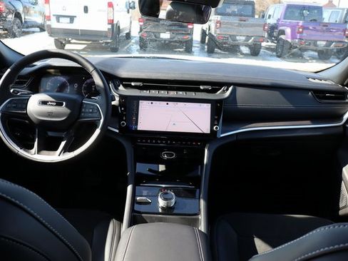 New 2026 Jeep Grand Cherokee Laredo image 38