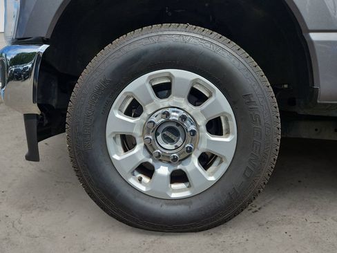 Certified 2024 Ford F250 XLT AWD/4WD image 9