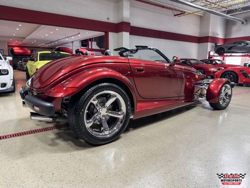 Used 2002 Chrysler Prowler RWD image 5