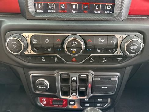 Used 2020 Jeep Wrangler Unlimited Rubicon AWD/4WD image 33