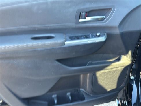 Used 2024 Toyota Sienna XLE Woodland Edition image 18