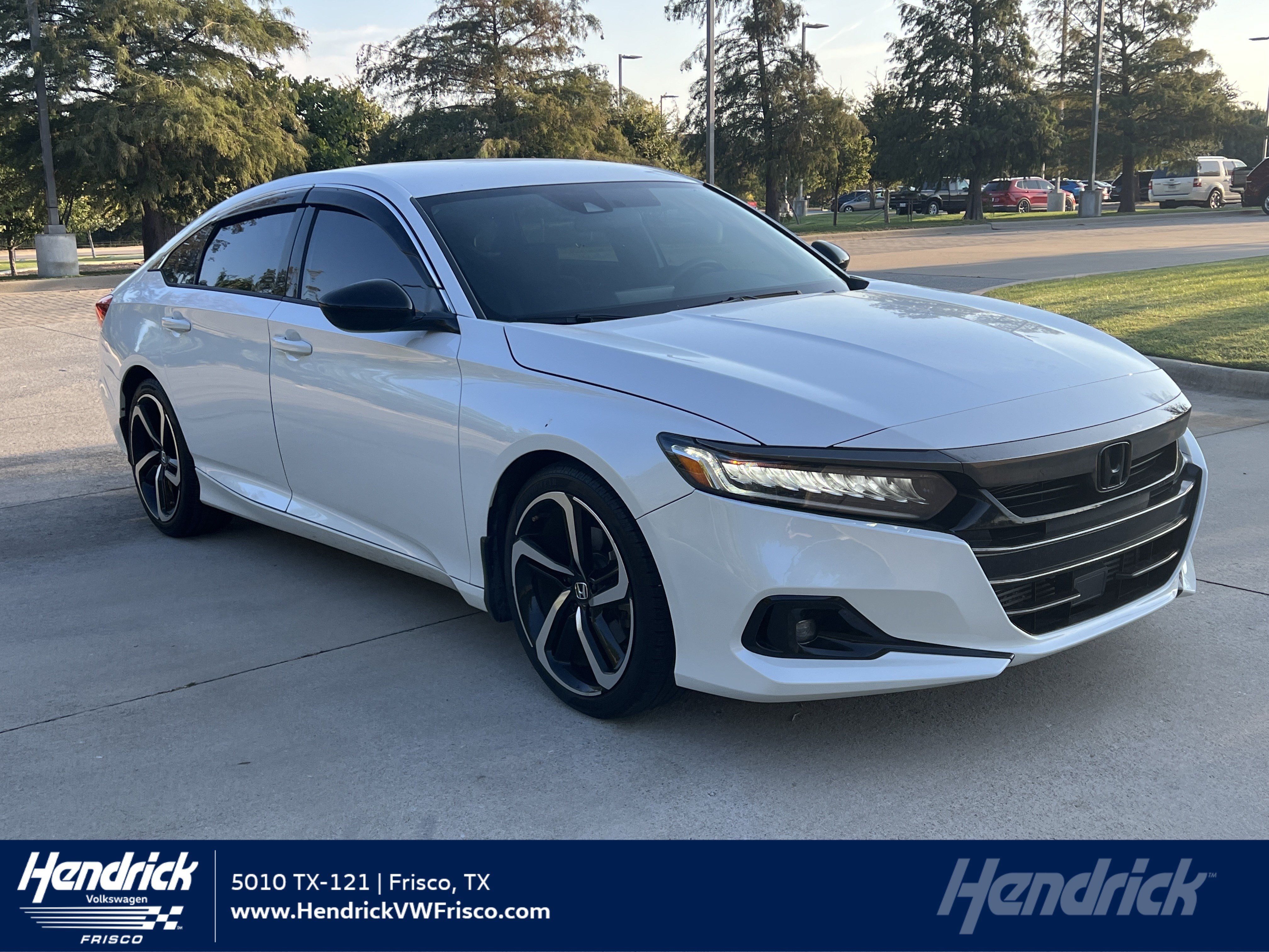 Used 2022 Honda Accord Sport image 1