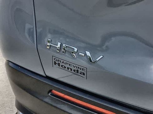 Used 2024 Honda HR-V Sport image 8