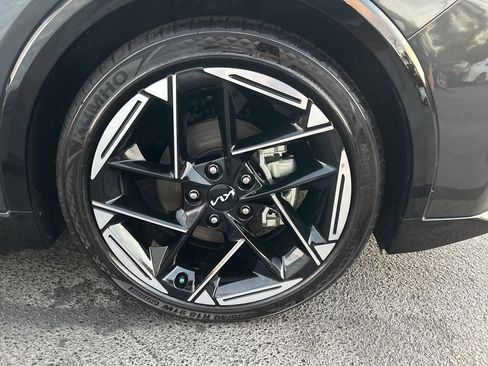 Used 2025 Kia K4 GT-Line w/ GT-Line Premium Package image 10