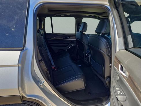 New 2026 Jeep Grand Cherokee Limited AWD/4WD image 27