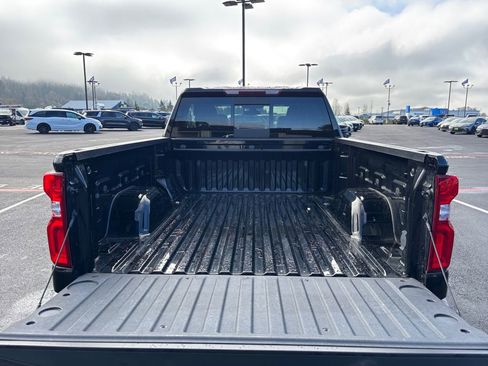 Used 2021 Chevrolet Silverado 1500 LTZ w/ LTZ Premium Package AWD/4WD image 25