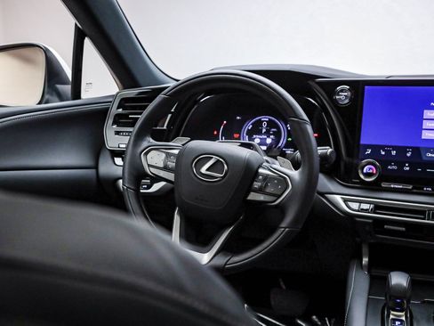 Used 2024 Lexus RX 350 image 16