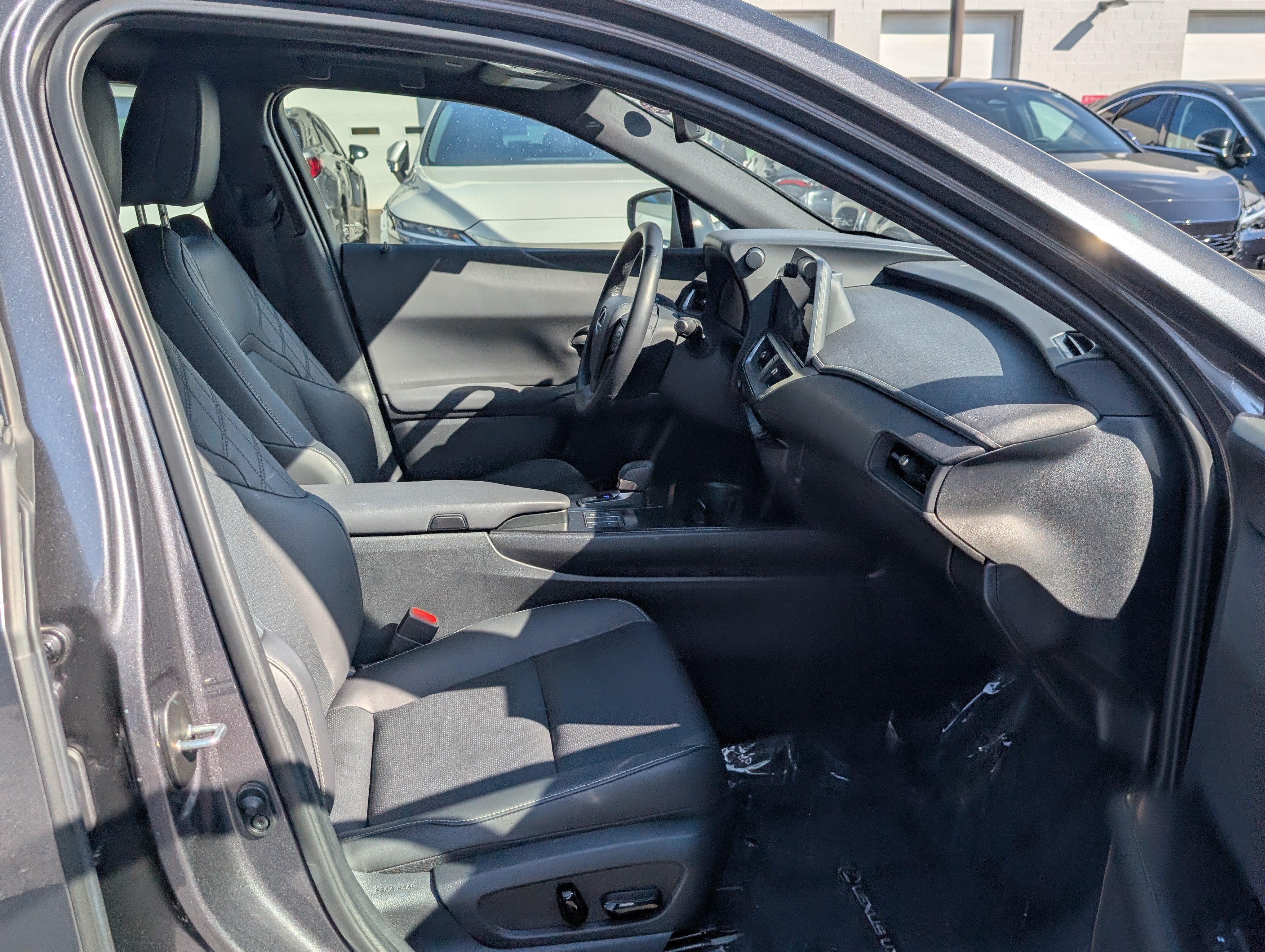 Used 2025 Lexus UX 300h AWD w/ Cold Area Package image 11