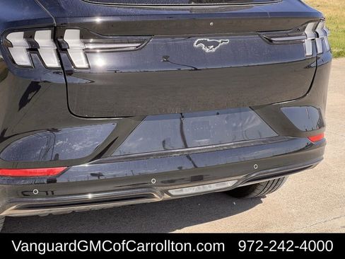 Used 2023 Ford Mustang Mach-E Premium image 6