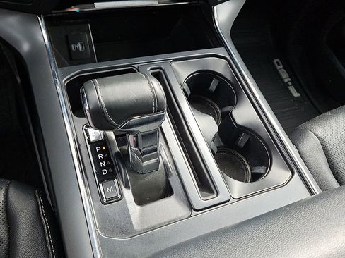 Used 2021 Ford F150 Lariat w/ Equipment Group 502A High image 16