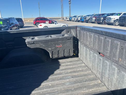 Used 2024 GMC Sierra 1500 AT4X image 13