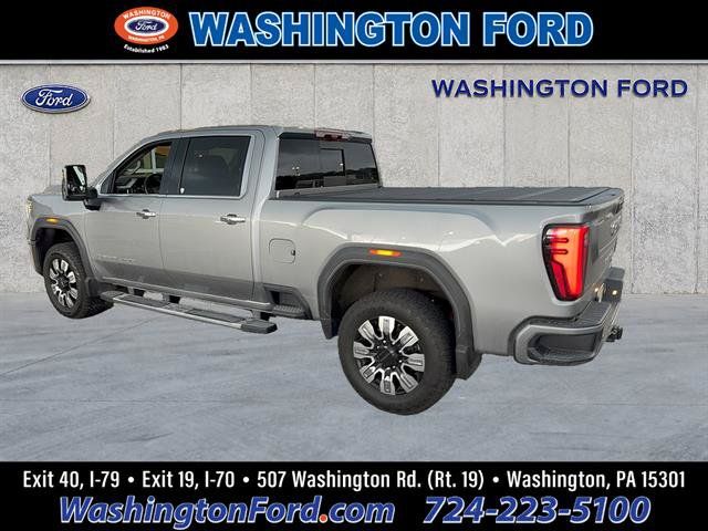 Used 2025 GMC Sierra 2500 Denali w/ Denali Reserve Package AWD/4WD image 3