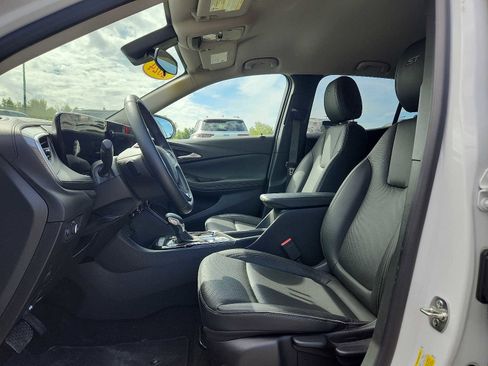 Used 2024 Buick Encore GX Sport Touring image 13