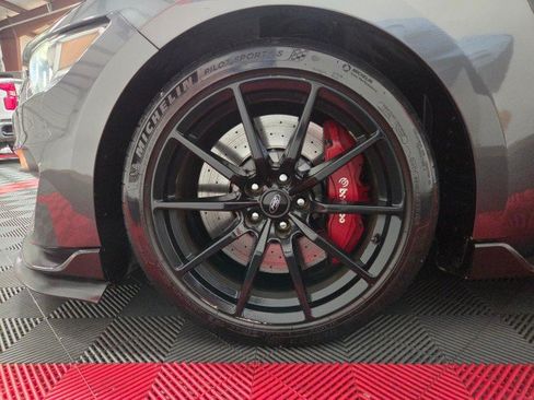 Used 2016 Ford Mustang Shelby GT350 w/ Technology Package RWD image 72