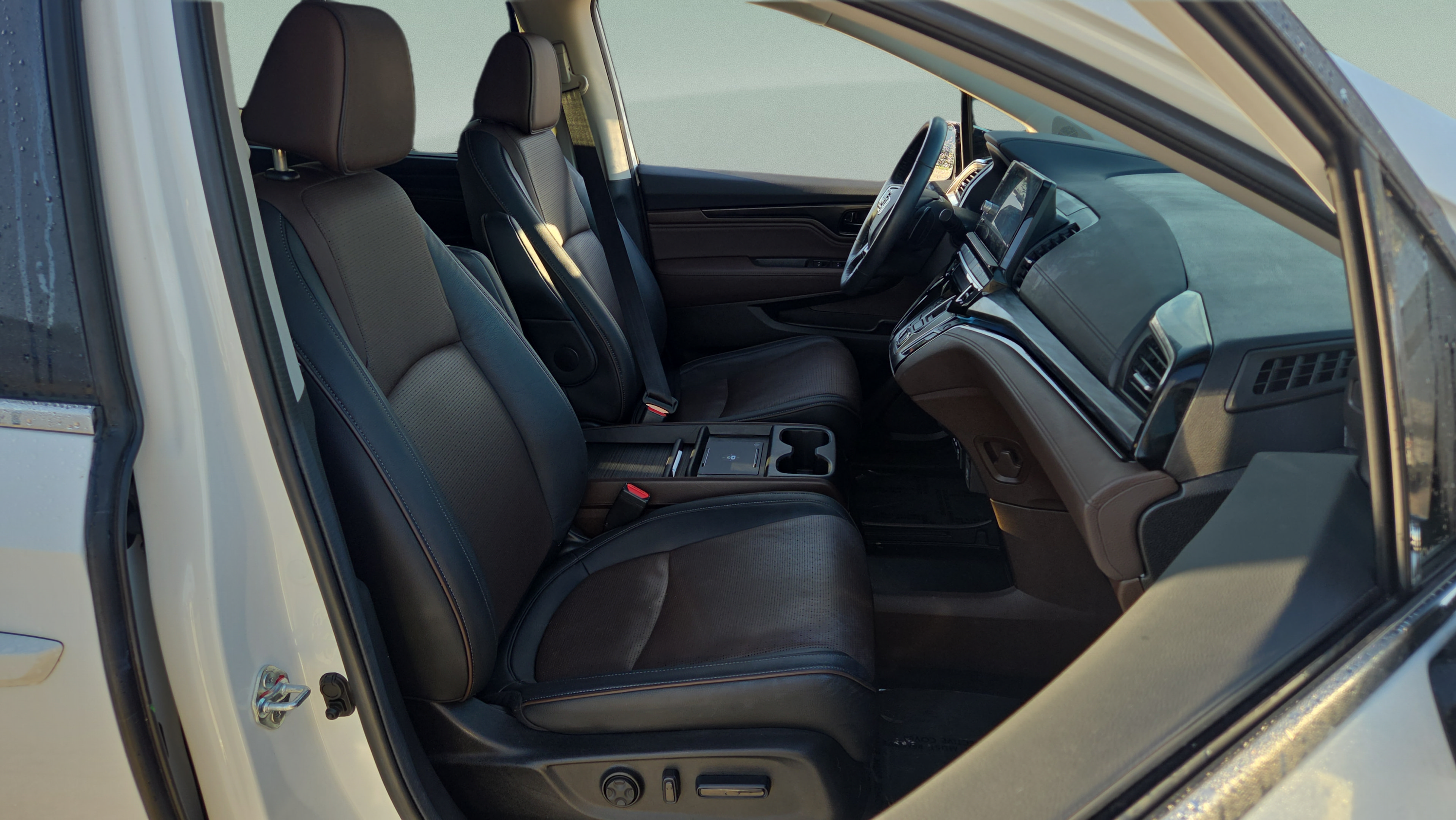 Certified 2025 Honda Odyssey Elite image 17