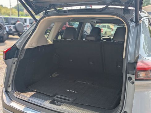 Used 2021 Nissan Rogue SL AWD/4WD image 40