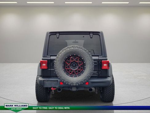 Used 2019 Jeep Wrangler Unlimited Rubicon w/ Dual Top Group AWD/4WD image 5