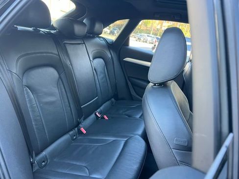 Used 2018 Audi Q3 2.0T Premium w/ Convenience Package image 28