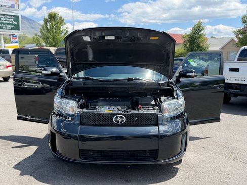 Used 2009 Scion xB FWD image 31