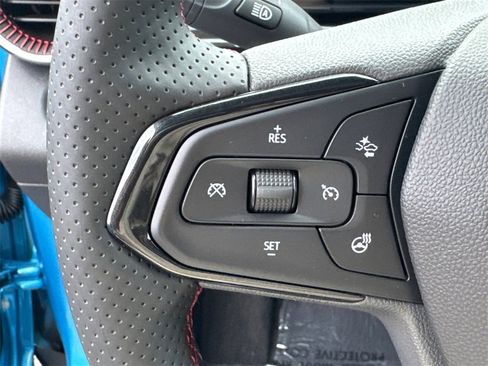 Used 2025 Chevrolet Trax RS w/ Driver Confidence Package image 26