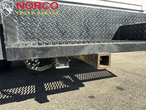 Used 2019 Chevrolet Express 3500 3500 w/ Power Convenience Package image 13