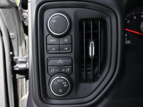 Used 2023 Chevrolet Silverado 1500 Custom Trail Boss image 21