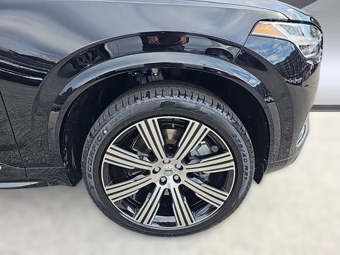 New 2024 Volvo XC90 T8 Plus w/ Protection Package Premier image 11