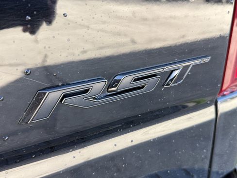 Used 2021 Chevrolet Silverado 1500 RST w/ True North Edition Plus AWD/4WD image 31
