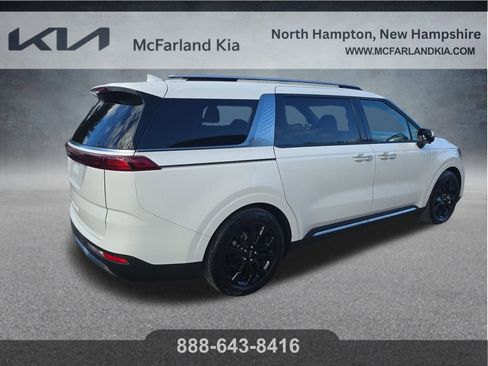 Used 2024 Kia Carnival SX image 7