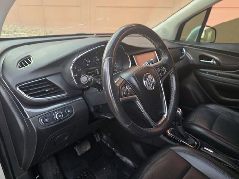 Used 2018 Buick Encore Essence image 12