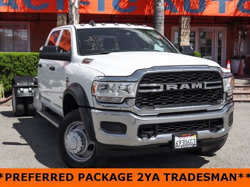 Used 2021 RAM 5500 Tradesman w/ Chrome Appearance Group image 2
