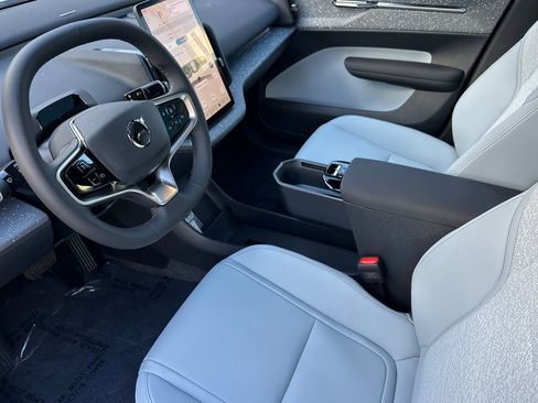 New 2026 Volvo EX30 Ultra w/ Climate Package AWD/4WD image 7
