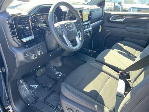 New 2026 GMC Sierra 1500 Elevation w/ LPO, Elevation Black Package image 9