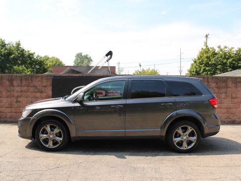 Used 2019 Dodge Journey GT AWD/4WD image 2