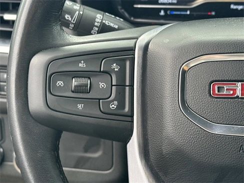 Used 2022 GMC Yukon XL SLT w/ SLT Luxury Package image 28