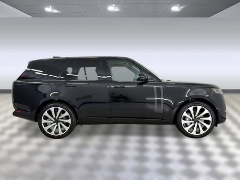 New 2026 Land Rover Range Rover SE image 8