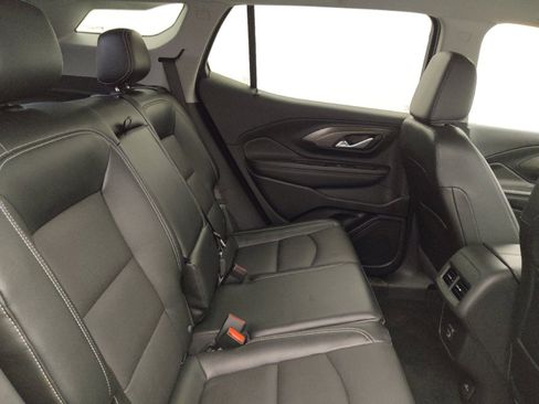 Used 2023 GMC Terrain SLT AWD/4WD image 19
