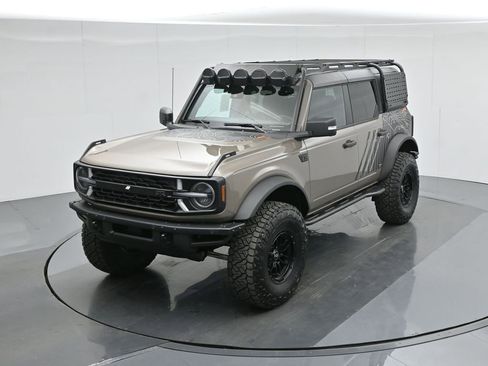 New 2025 Ford Bronco Badlands image 41