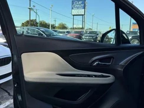 Used 2019 Buick Encore Preferred image 17